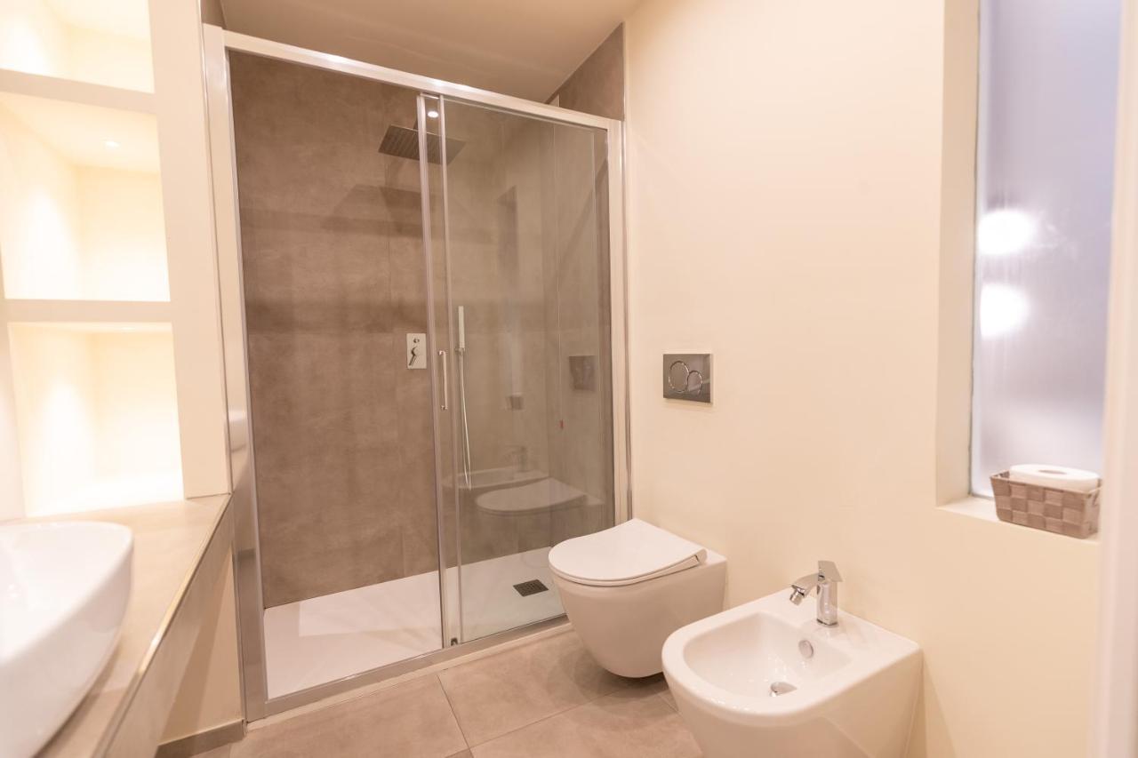 Molo Brin Rooms & Suites ออลเบีย ภายนอก รูปภาพ